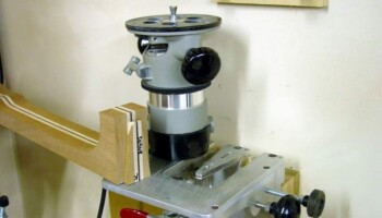 This fixture is used to cut the dovetail in the neck. The "tongue" can be exchanged for different neck requirements